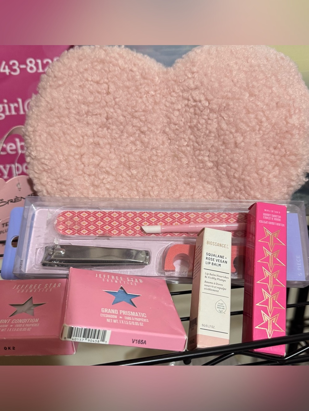 Creme & Jeffree Star Cosmetics Bundle. NWT C12